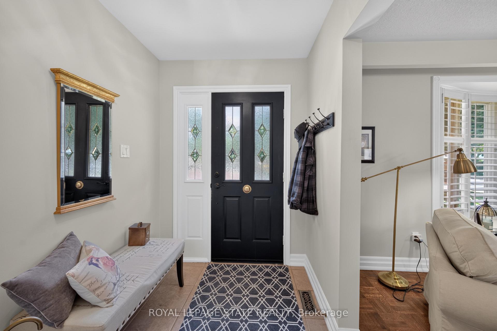 Photo 4 of 1434 Dewbourne Crescent, Burlington, Palmer — HOMEH