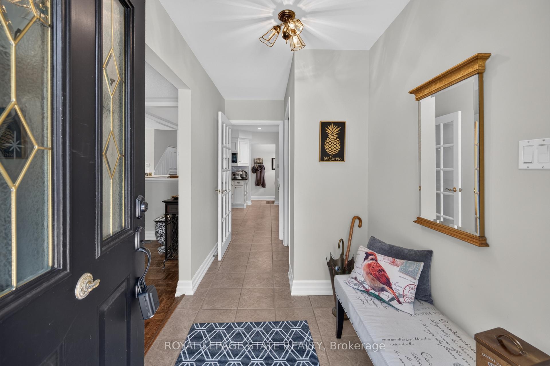 Photo 5 of 1434 Dewbourne Crescent, Burlington, Palmer — HOMEH