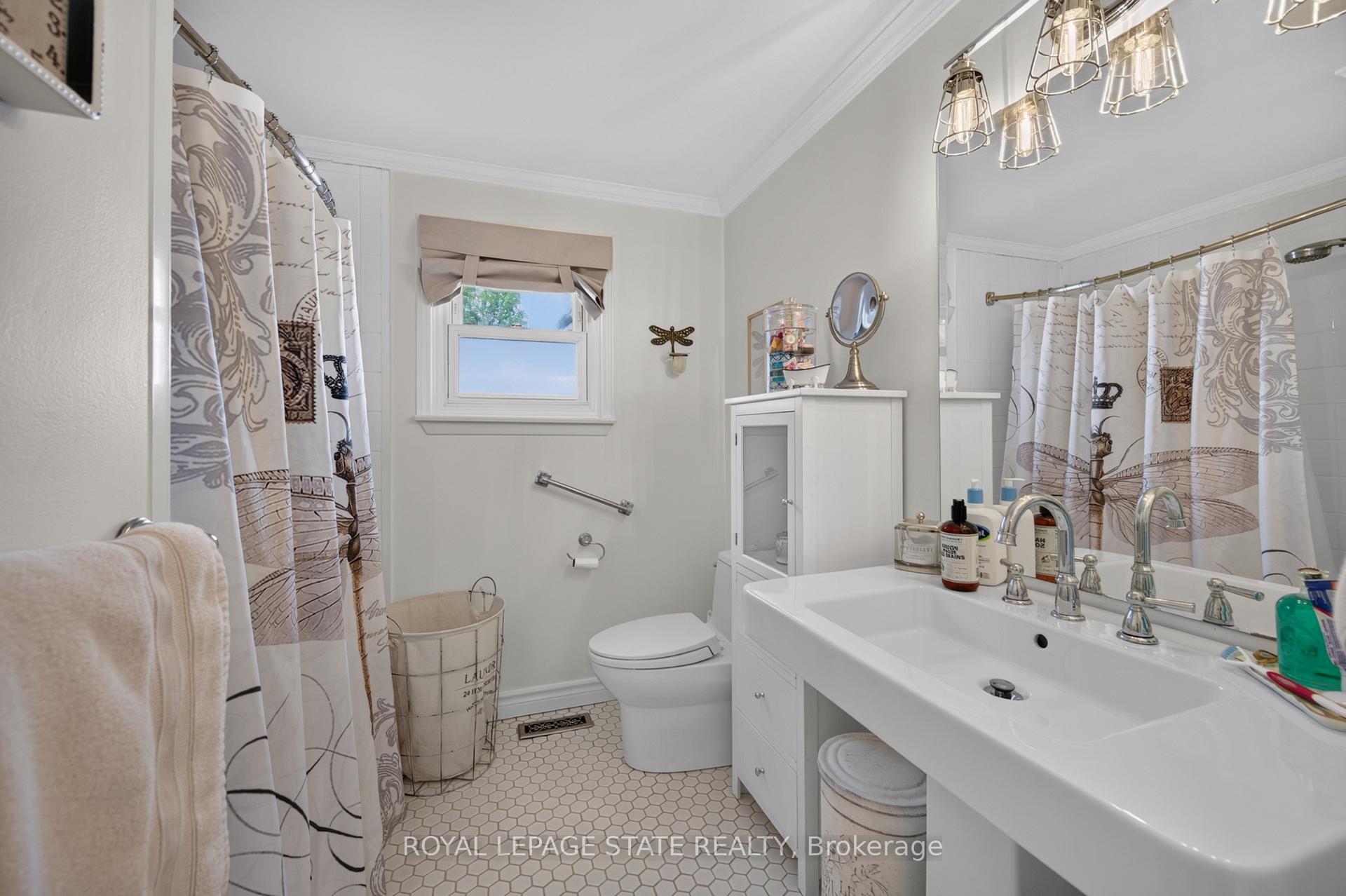 Photo 29 of 1434 Dewbourne Crescent, Burlington, Palmer — HOMEH