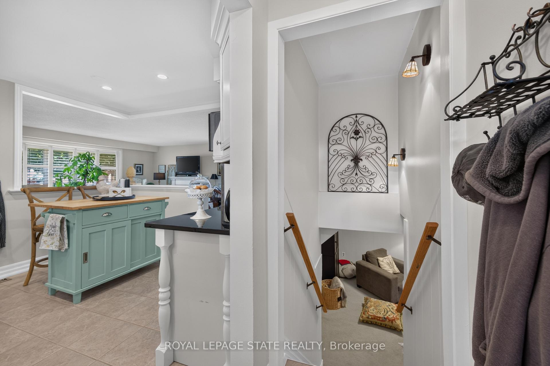 Photo 31 of 1434 Dewbourne Crescent, Burlington, Palmer — HOMEH