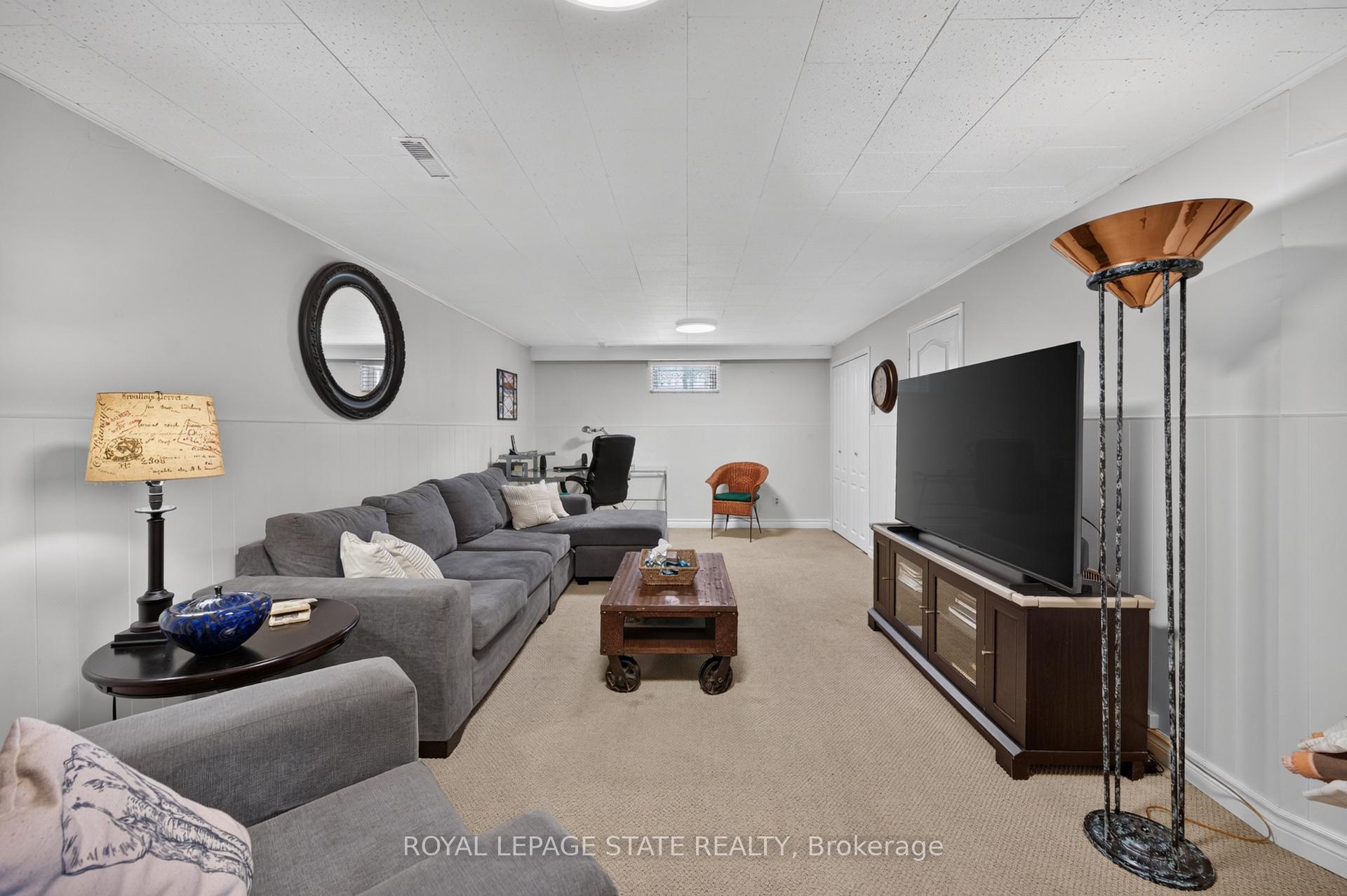 Photo 34 of 1434 Dewbourne Crescent, Burlington, Palmer — HOMEH