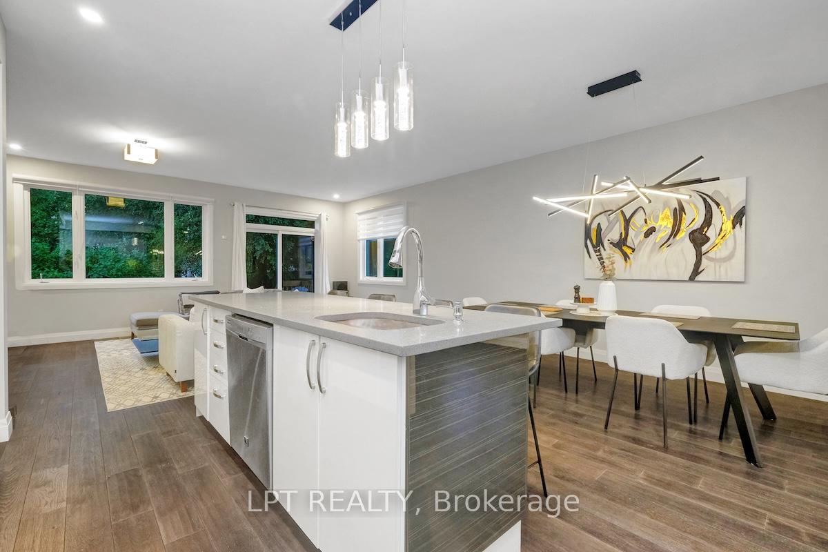 Photo 13 of 319 Glynn Avenue, Ottawa, Overbrook/Castle Heights — HOMEH