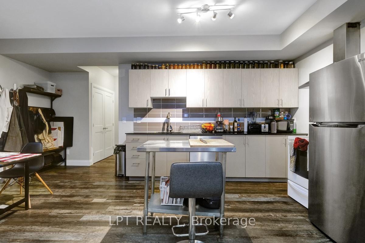 Photo 34 of 319 Glynn Avenue, Ottawa, Overbrook/Castle Heights — HOMEH