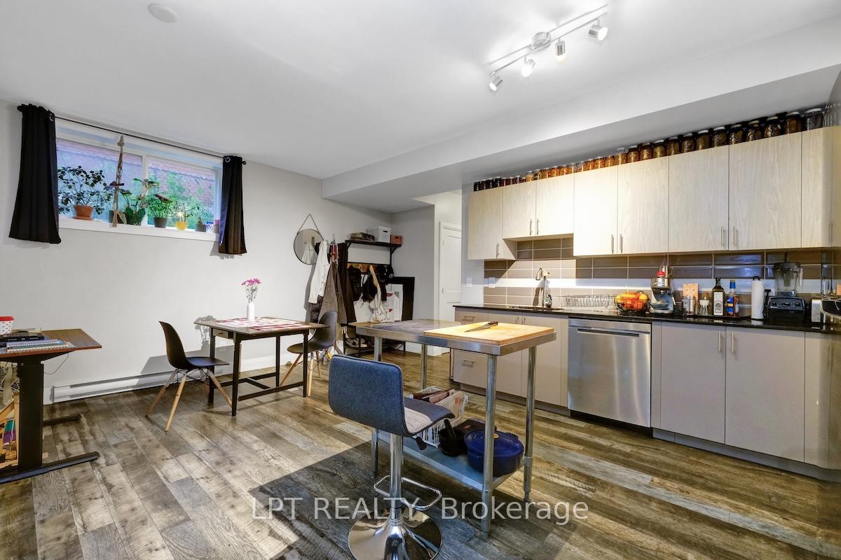 Photo 35 of 319 Glynn Avenue, Ottawa, Overbrook/Castle Heights — HOMEH