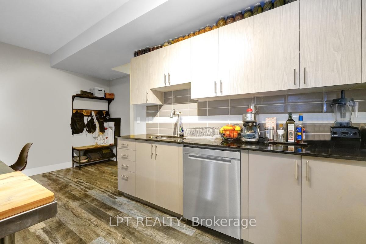 Photo 36 of 319 Glynn Avenue, Ottawa, Overbrook/Castle Heights — HOMEH