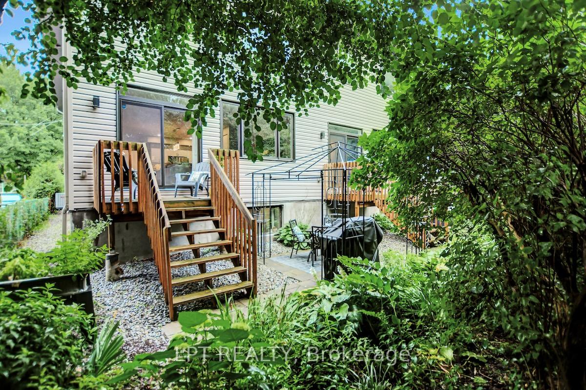 Photo 48 of 319 Glynn Avenue, Ottawa, Overbrook/Castle Heights — HOMEH