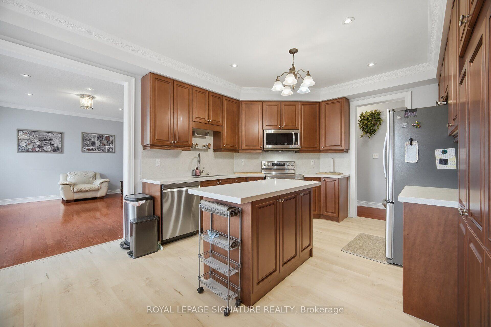 Photo 15 of Unit 1, 29 Huntspoint Drive, Brampton, Bram East — HOMEH