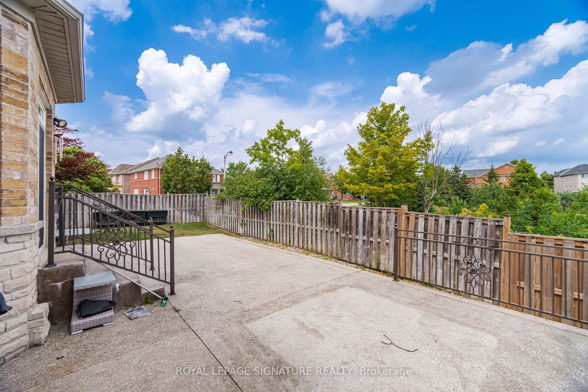 Photo 45 of Unit 1, 29 Huntspoint Drive, Brampton, Bram East — HOMEH