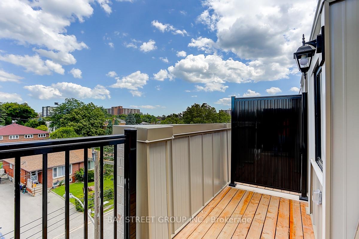 Photo 14 of 76A Tisdale Avenue, North York, Victoria Village — HOMEH