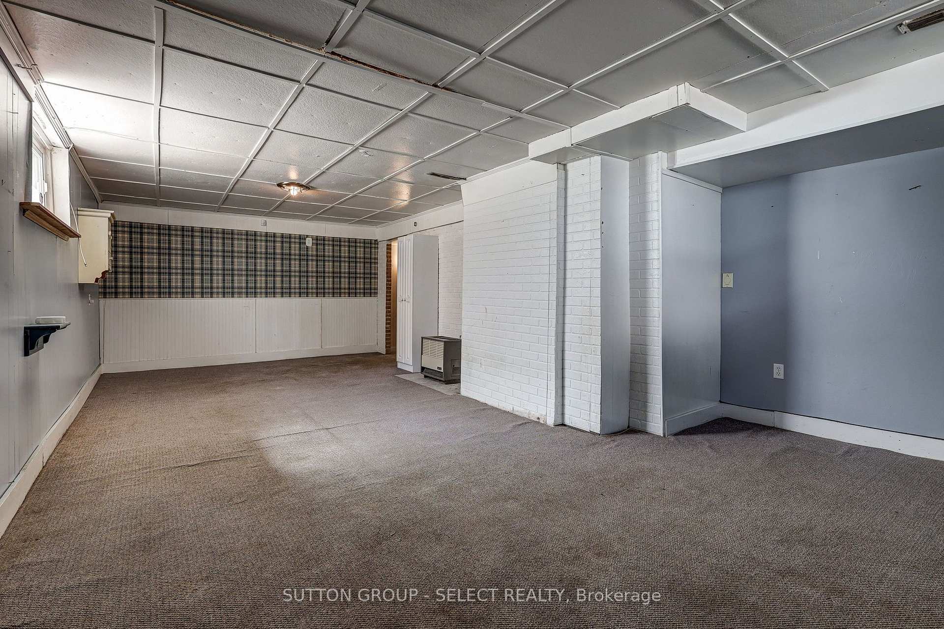 Photo 25 of 107 Roehampton Avenue, London, East D — HOMEH