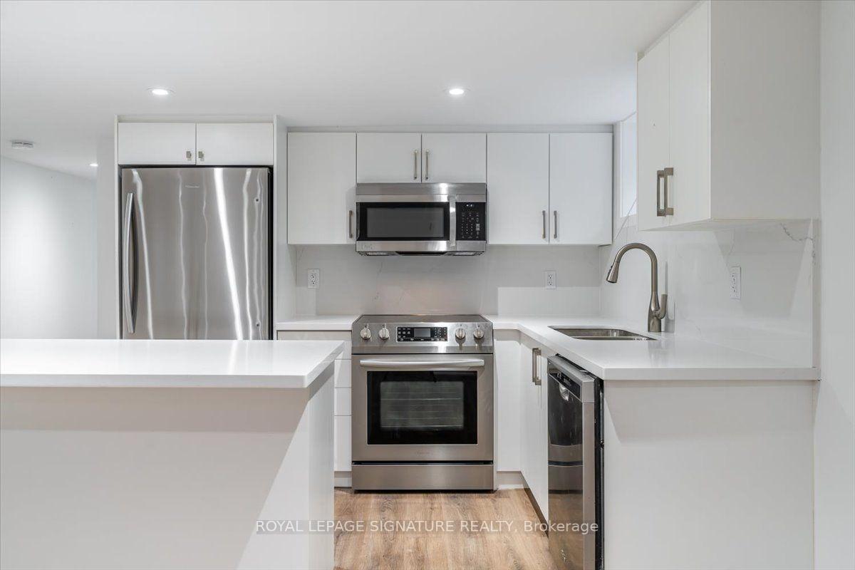 Photo 4 of Unit Lower Level, 184 Millwood Road, Toronto, Mount Pleasant West — HOMEH