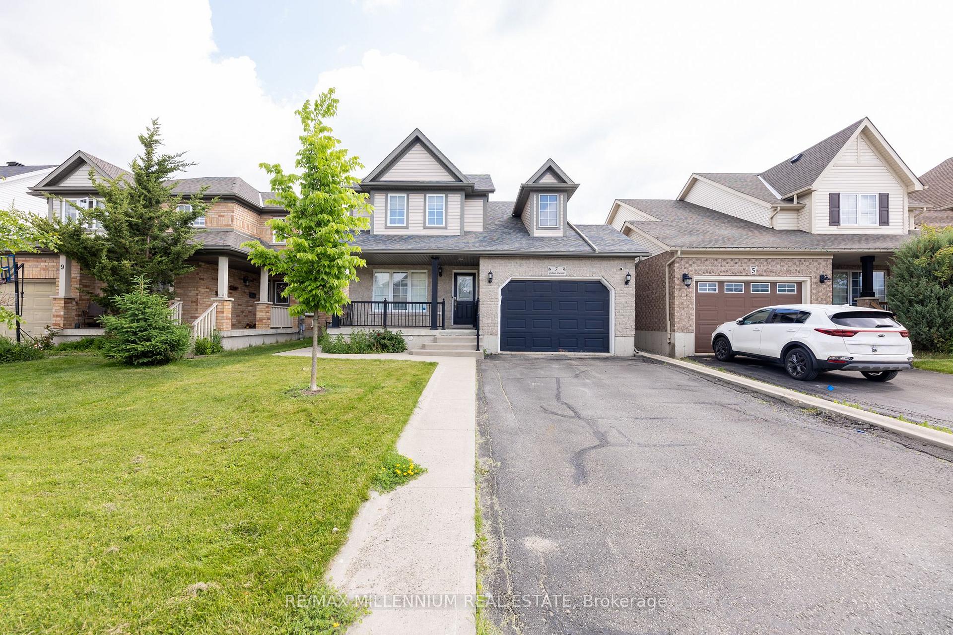 Photo 1 of 7 Graham Crescent, Orangeville — HOMEH