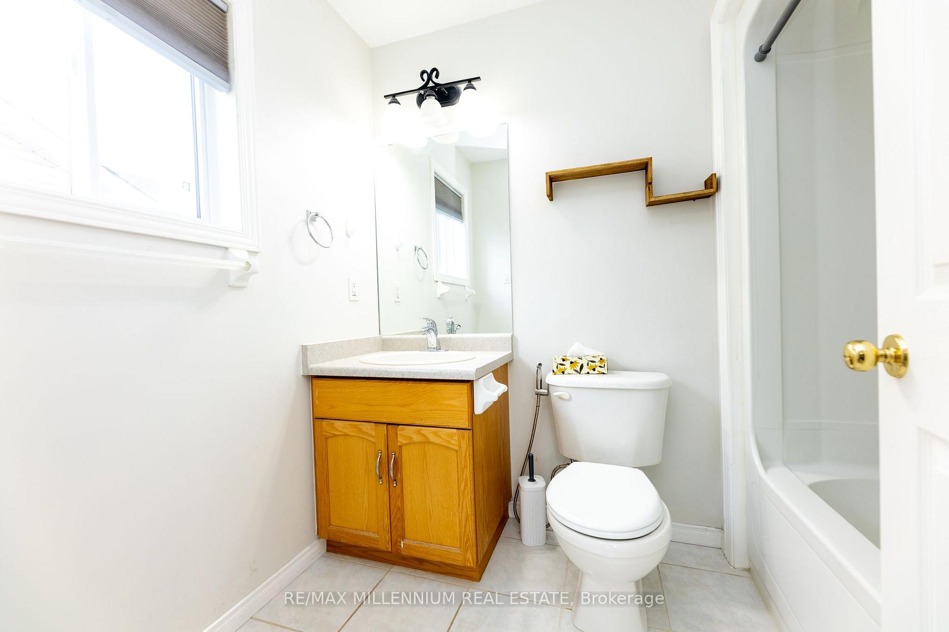 Photo 16 of 7 Graham Crescent, Orangeville — HOMEH