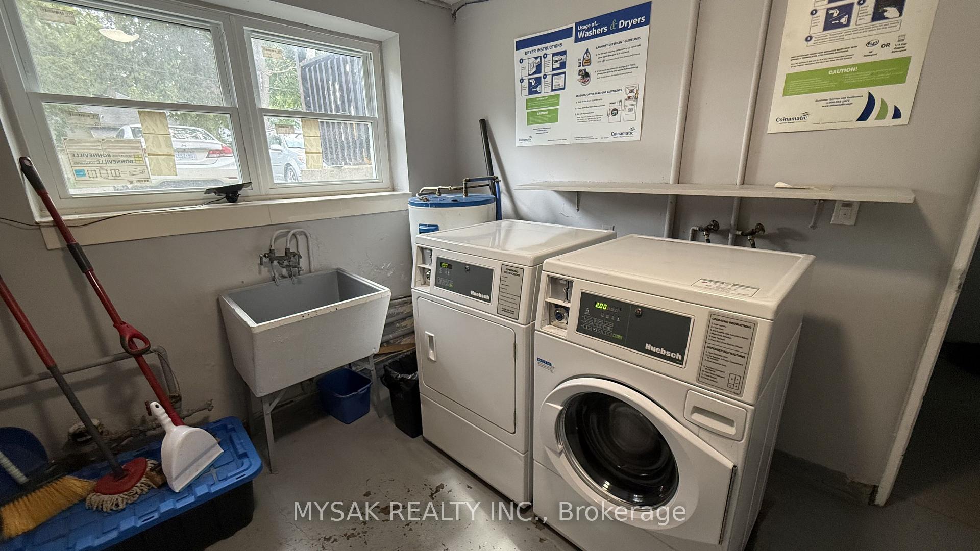 Photo 11 of 106 Lorne Avenue, Chatham-Kent, Chatham — HOMEH
