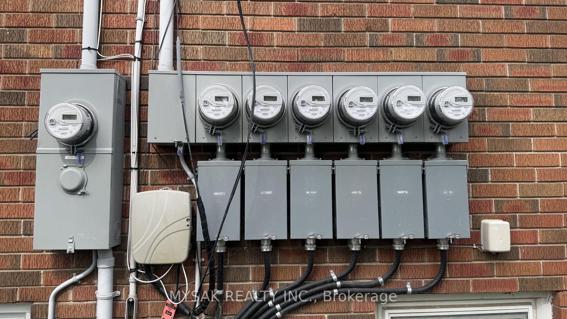 Photo 12 of 106 Lorne Avenue, Chatham-Kent, Chatham — HOMEH
