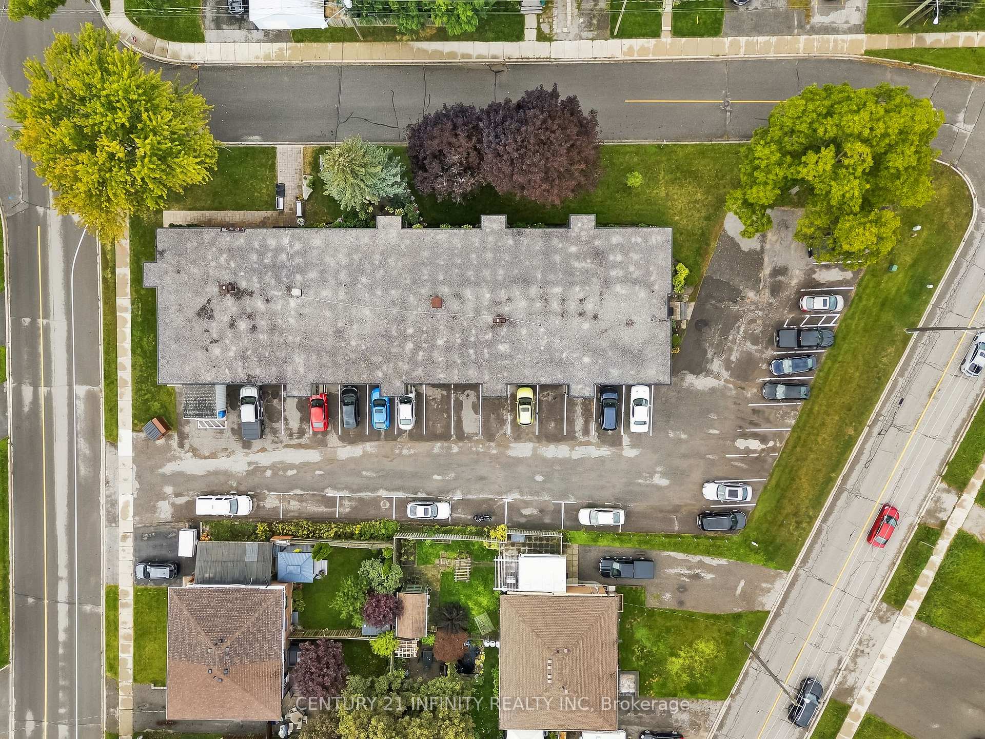 Photo 4 of 15 Nelson Street, Clarington, Bowmanville — HOMEH