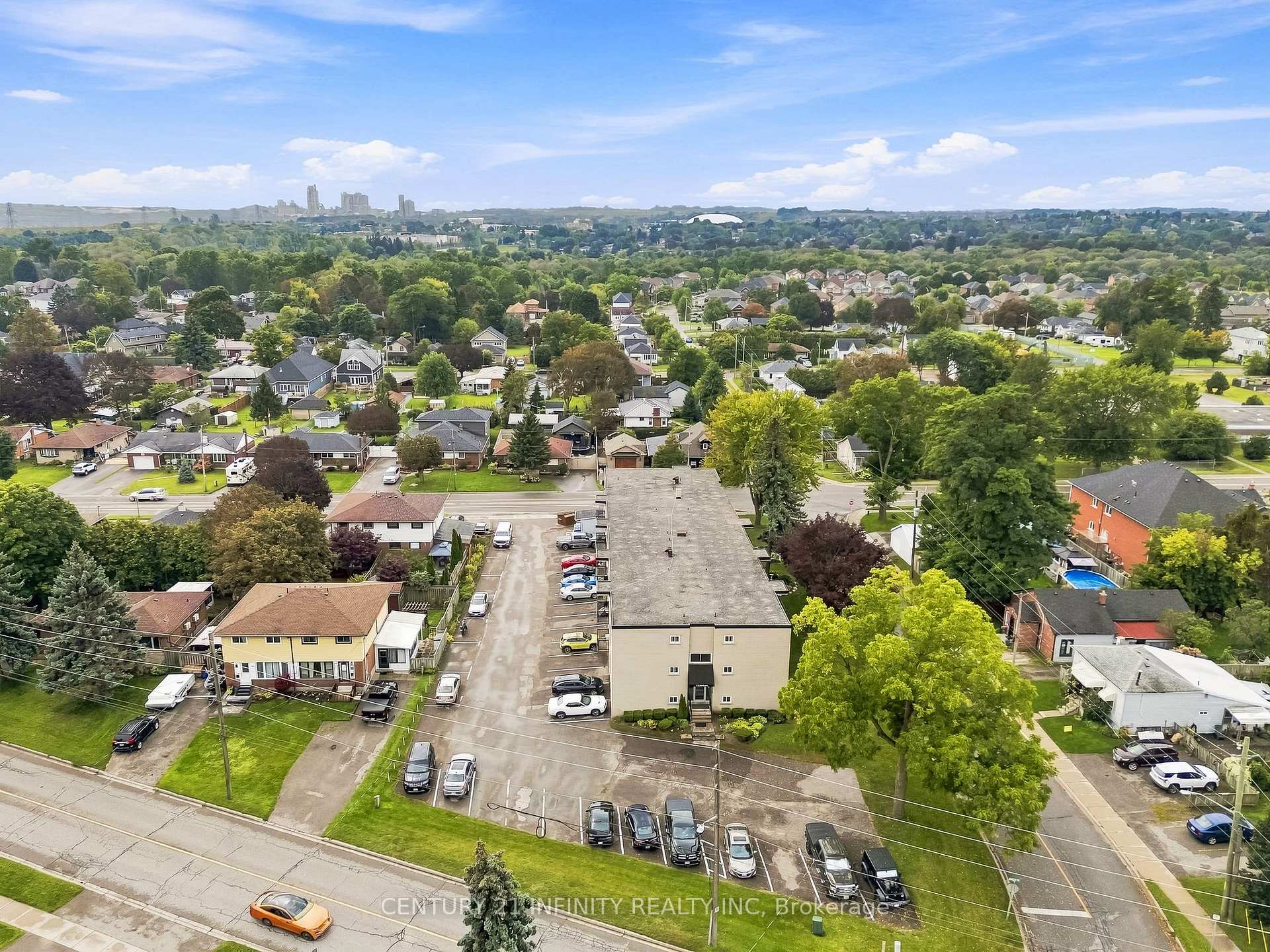 Photo 33 of 15 Nelson Street, Clarington, Bowmanville — HOMEH
