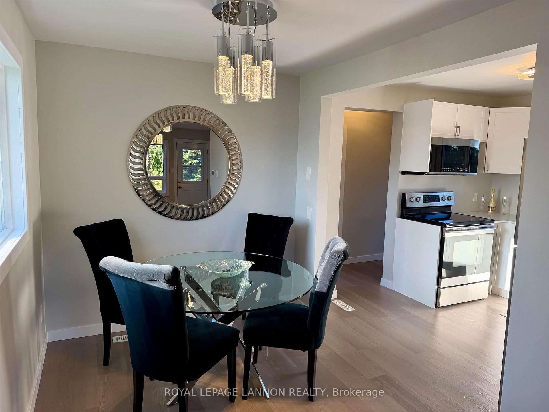 Photo 8 of 330 Arundel Street, Thunder Bay, Current River — HOMEH