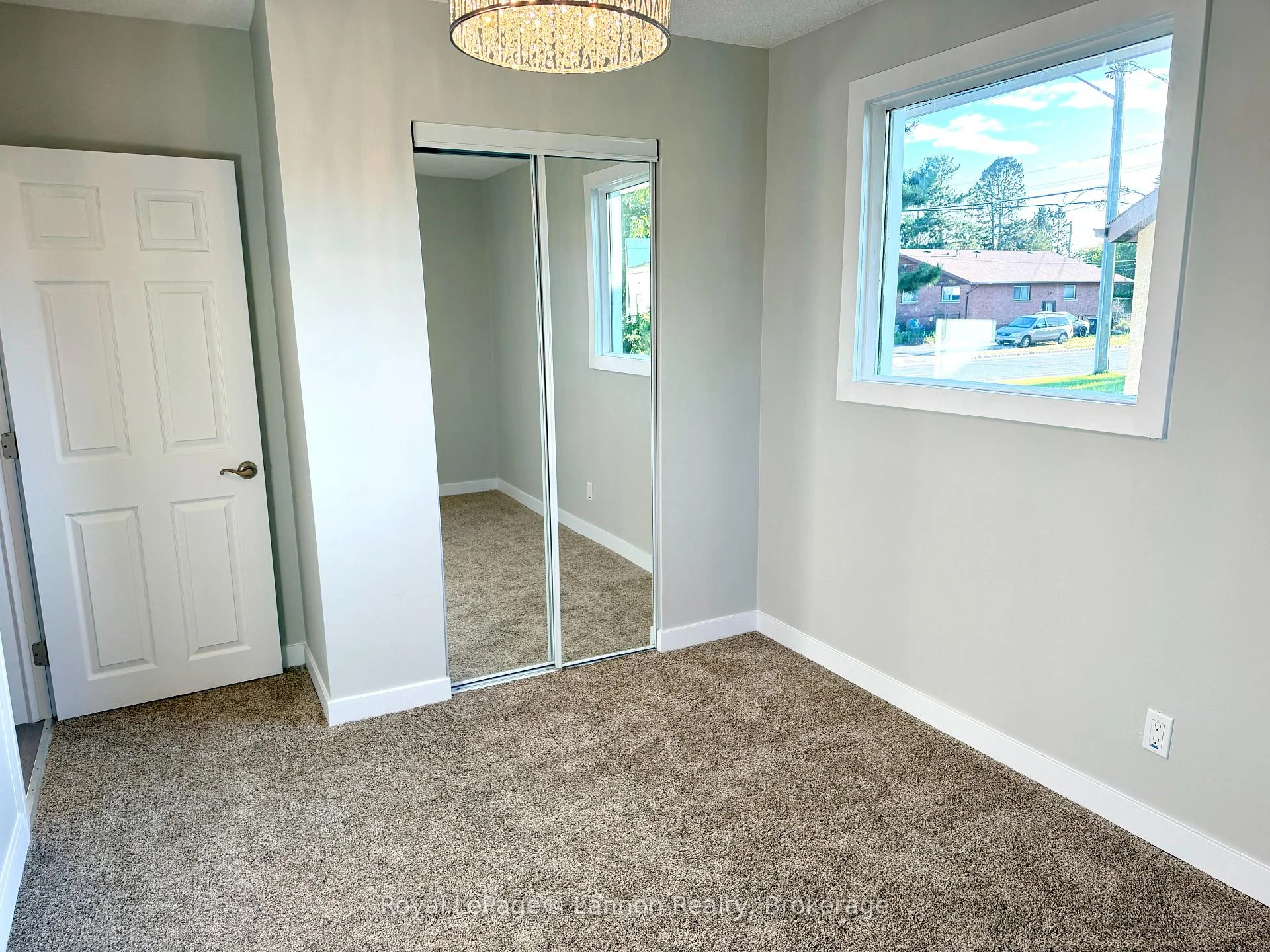 Photo 33 of 330 Arundel Street, Thunder Bay, Current River — HOMEH