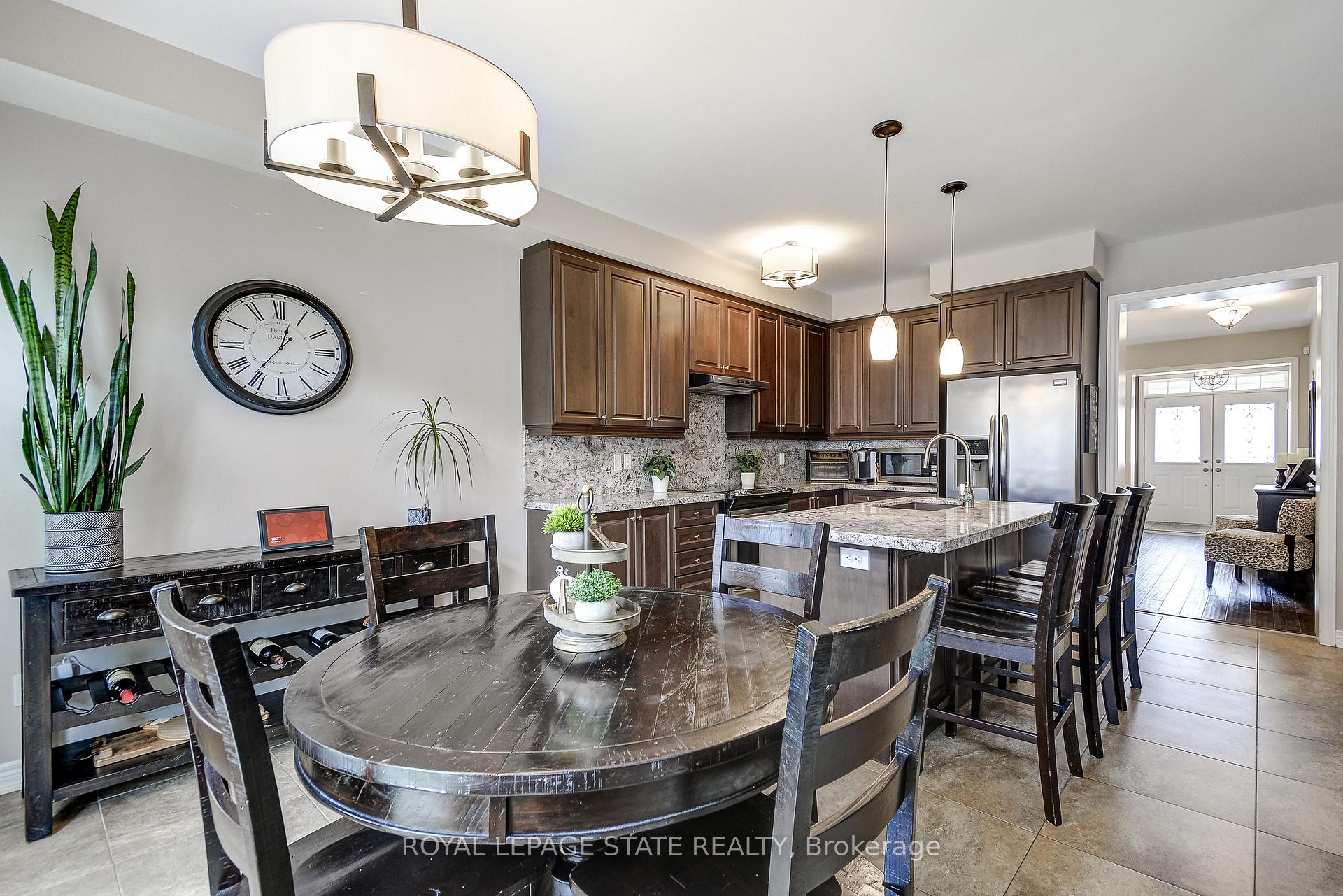 Photo 7 of 23 McKnight Avenue, Hamilton, Waterdown — HOMEH
