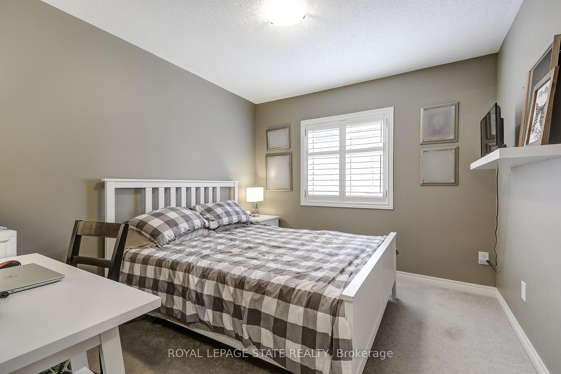 Photo 24 of 23 McKnight Avenue, Hamilton, Waterdown — HOMEH