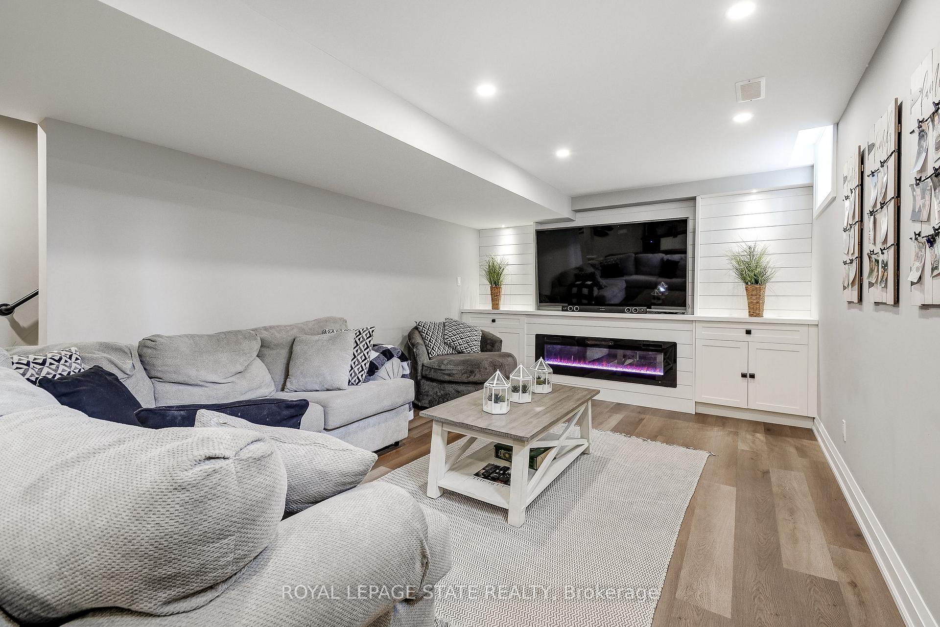 Photo 28 of 23 McKnight Avenue, Hamilton, Waterdown — HOMEH