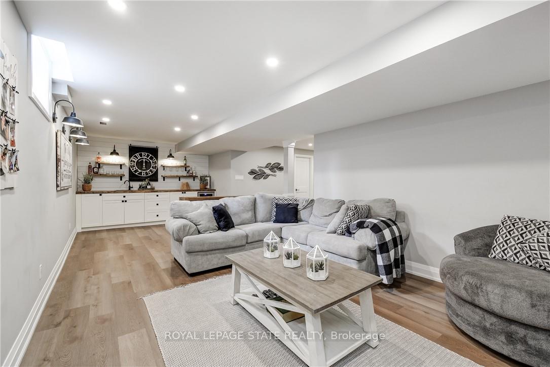 Photo 29 of 23 McKnight Avenue, Hamilton, Waterdown — HOMEH