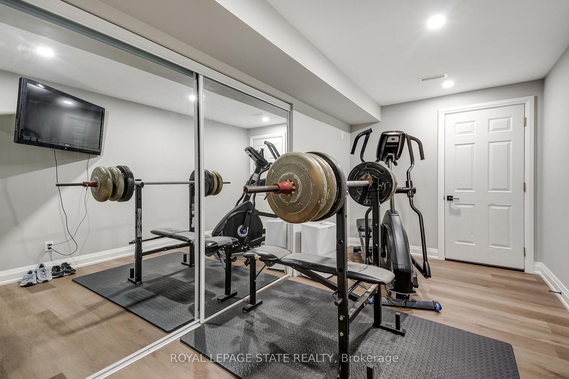 Photo 31 of 23 McKnight Avenue, Hamilton, Waterdown — HOMEH