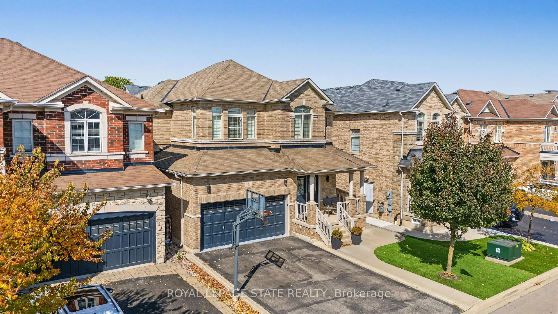 Photo 4 of 23 McKnight Avenue, Hamilton, Waterdown — HOMEH