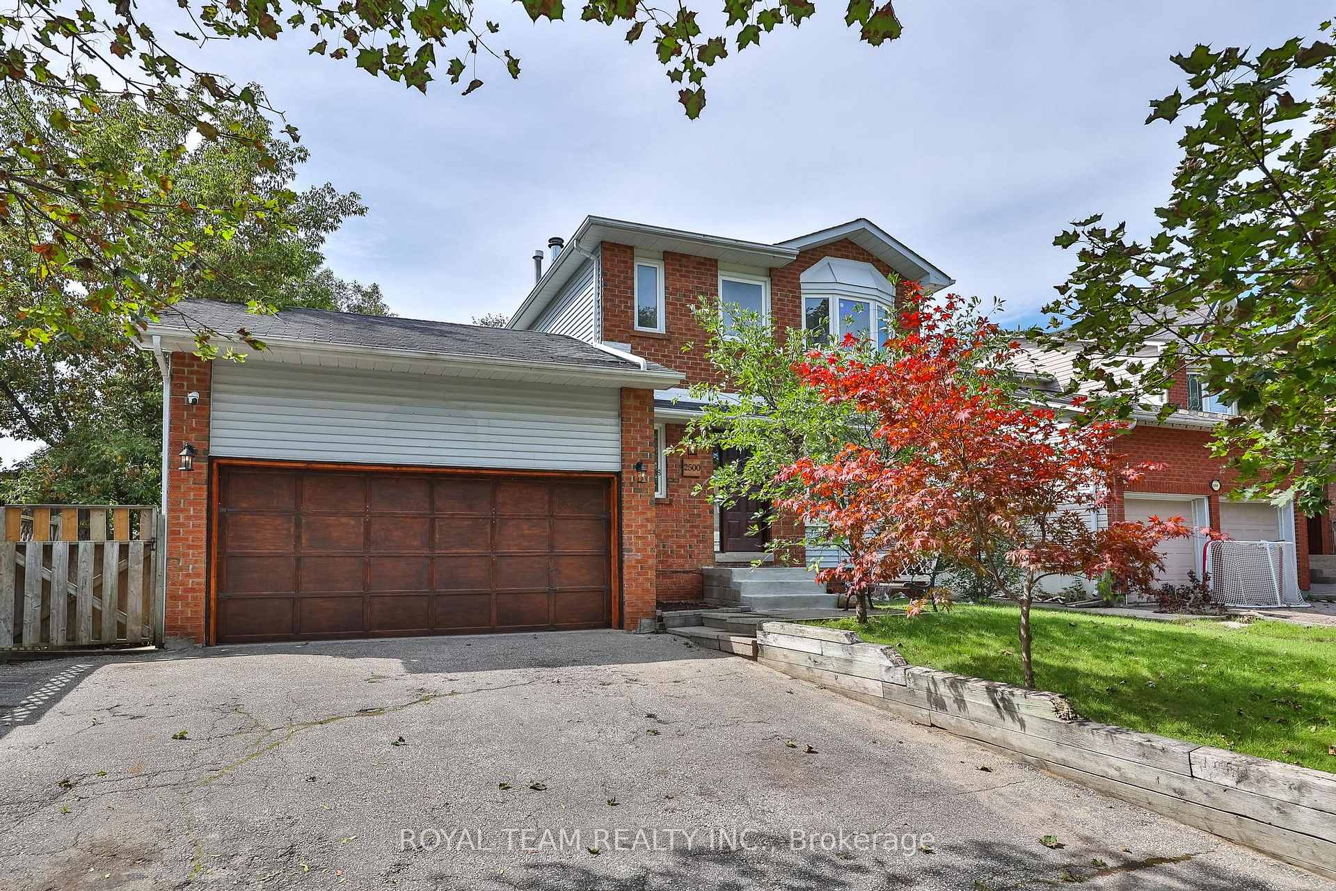 Photo 2 of 2500 Lloyd Street, Innisfil, Alcona — HOMEH