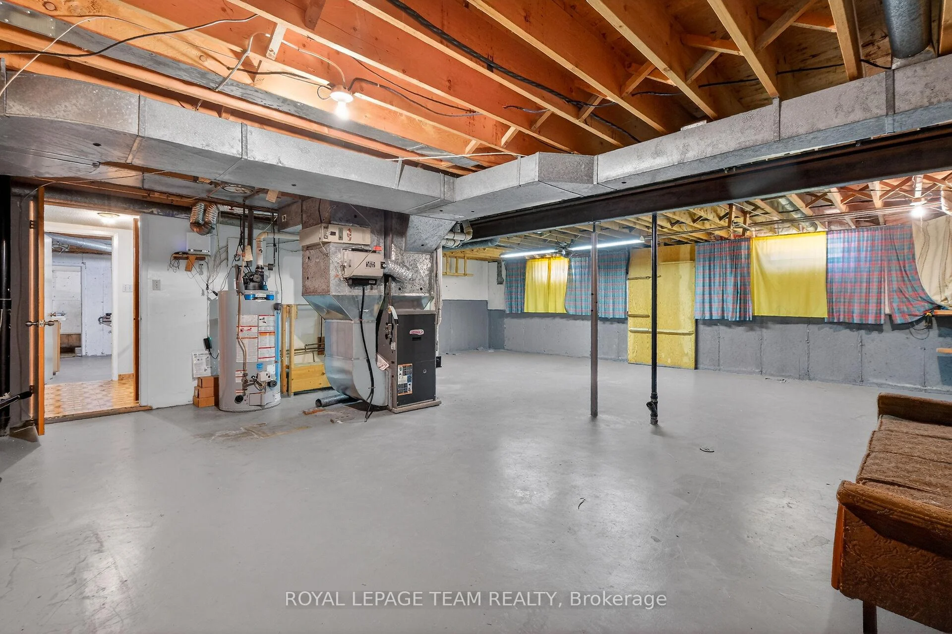 Photo 41 of 33 Norice Street, Ottawa, Meadowlands/Crestview — HOMEH