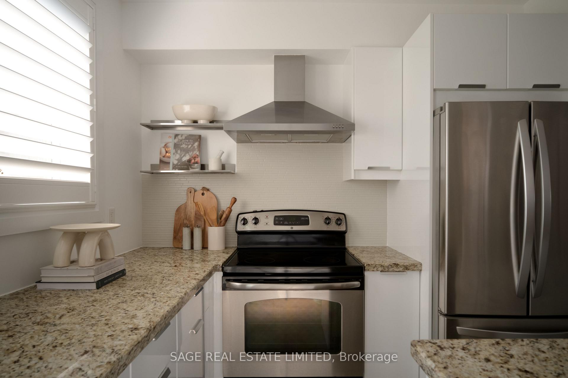 Photo 12 of 45 Auburn Avenue, Toronto, Corso Italia-Davenport — HOMEH