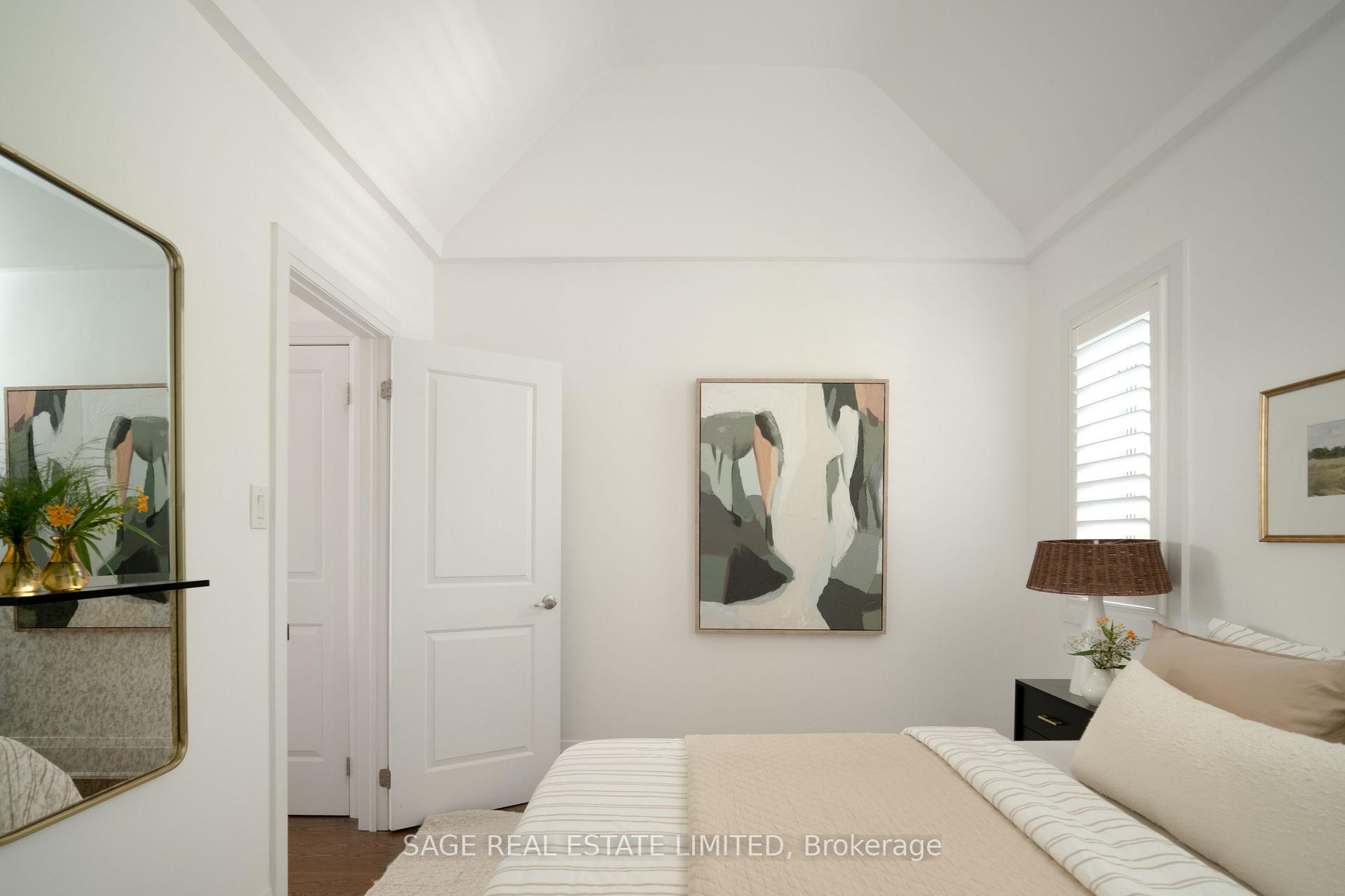 Photo 19 of 45 Auburn Avenue, Toronto, Corso Italia-Davenport — HOMEH