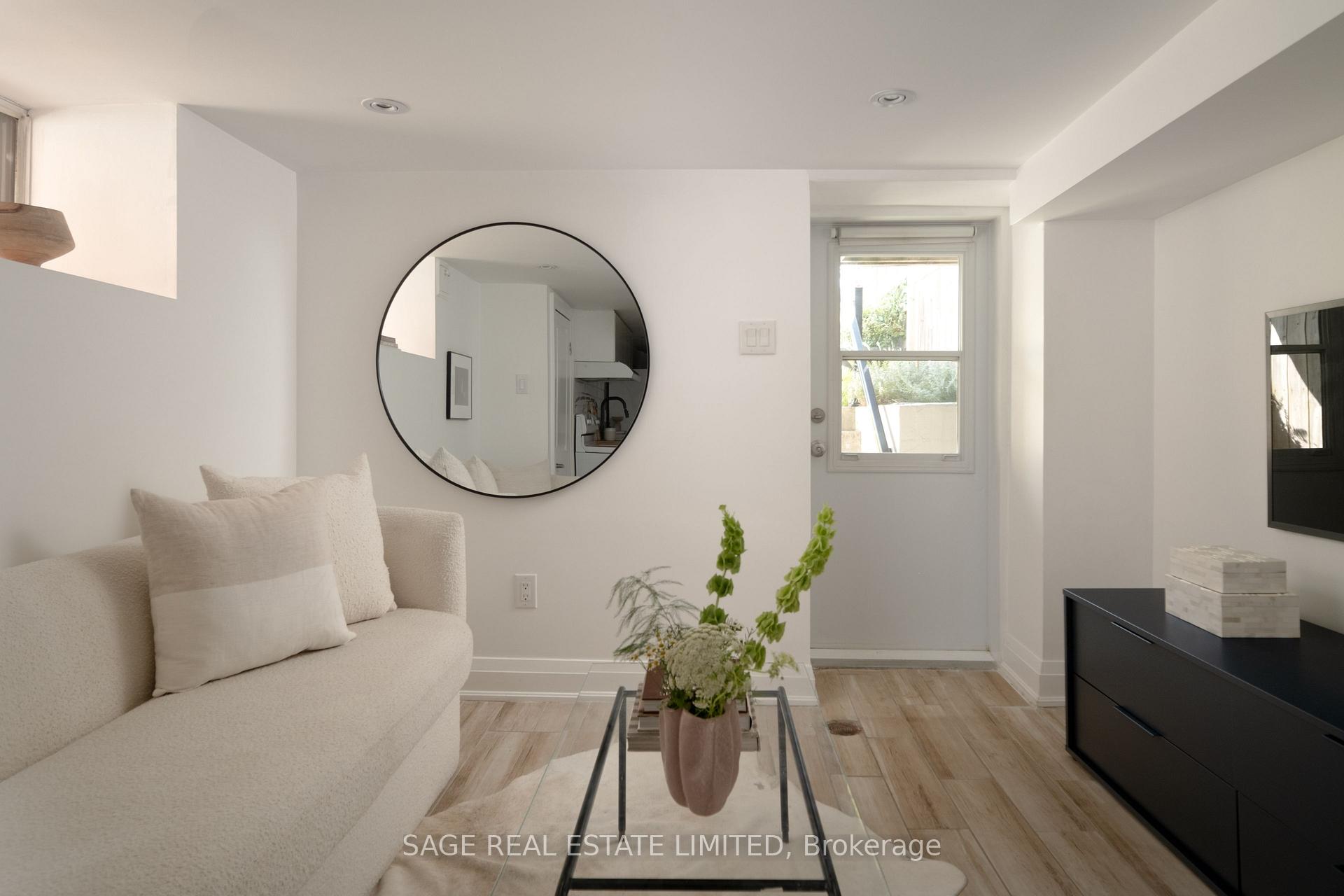 Photo 31 of 45 Auburn Avenue, Toronto, Corso Italia-Davenport — HOMEH