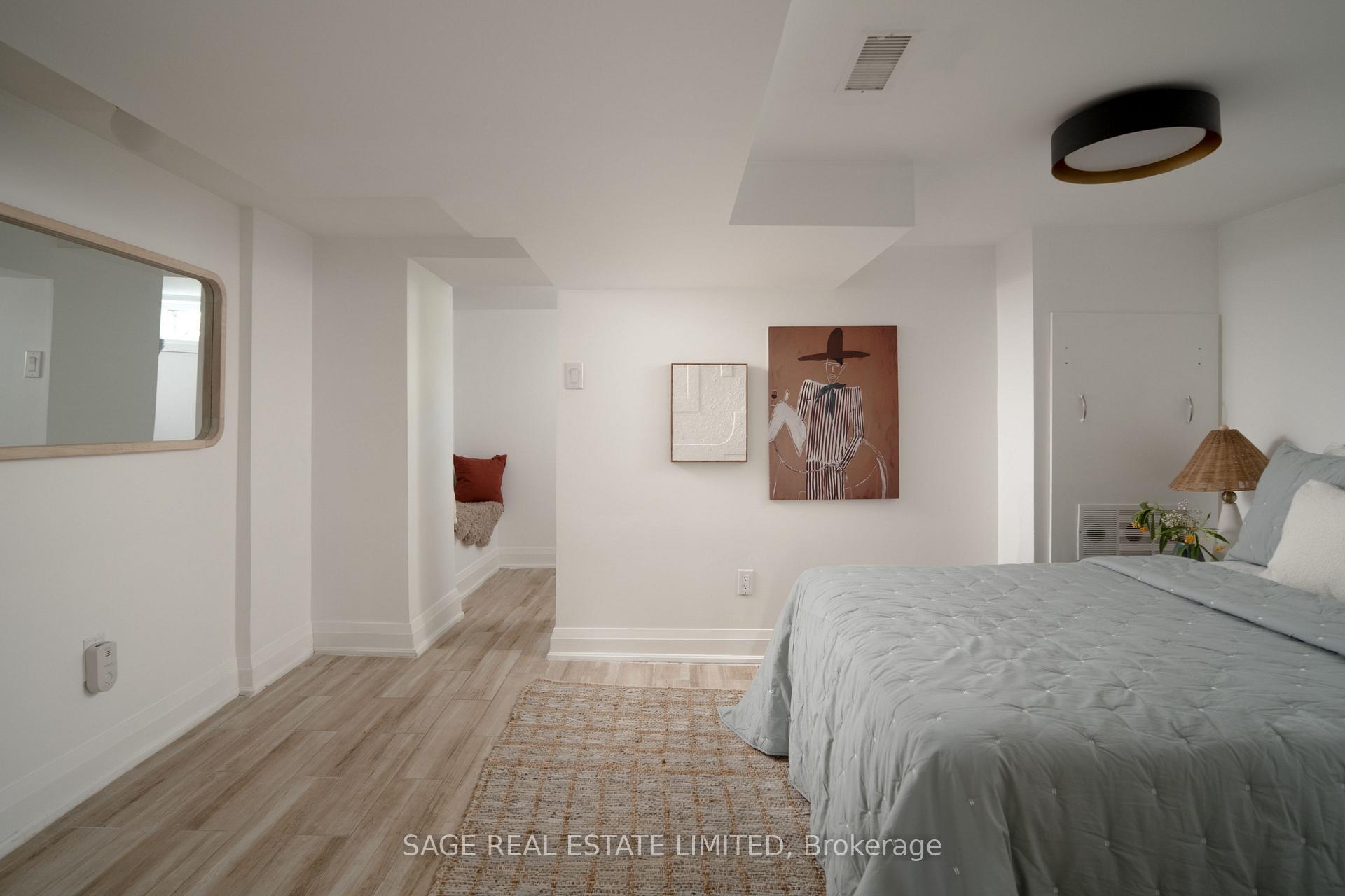 Photo 33 of 45 Auburn Avenue, Toronto, Corso Italia-Davenport — HOMEH