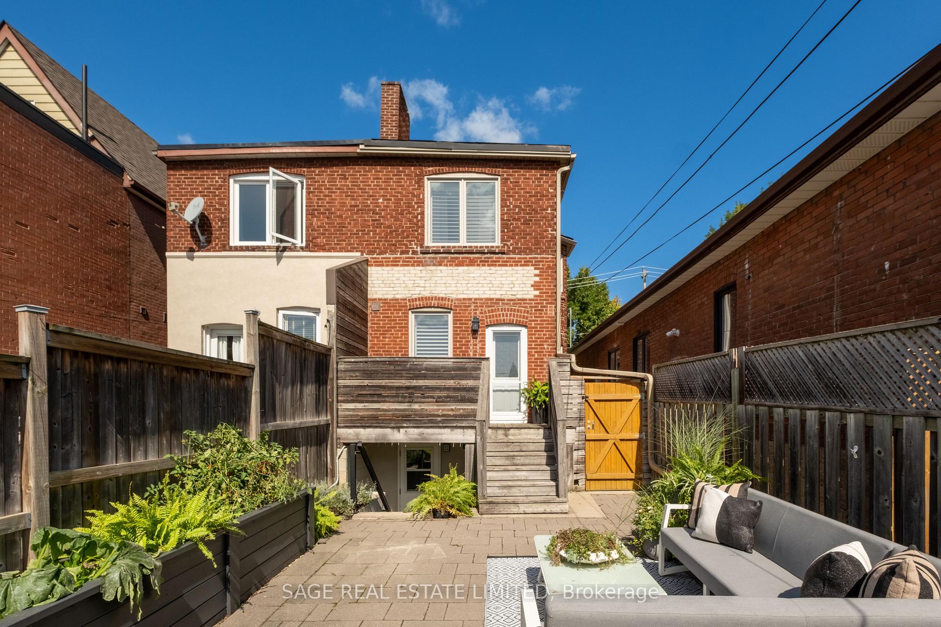 Photo 40 of 45 Auburn Avenue, Toronto, Corso Italia-Davenport — HOMEH