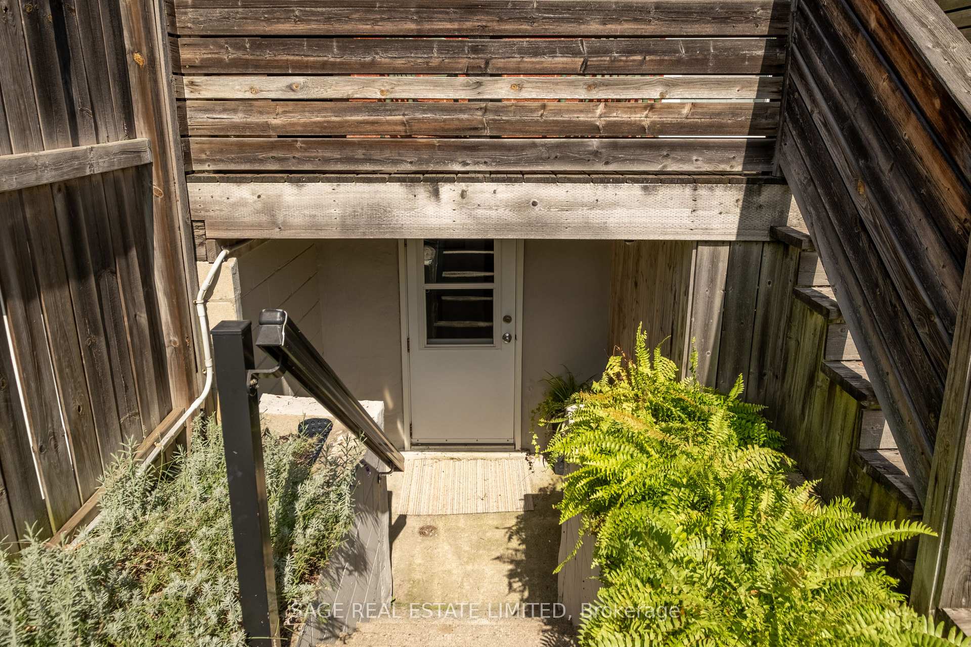 Photo 43 of 45 Auburn Avenue, Toronto, Corso Italia-Davenport — HOMEH