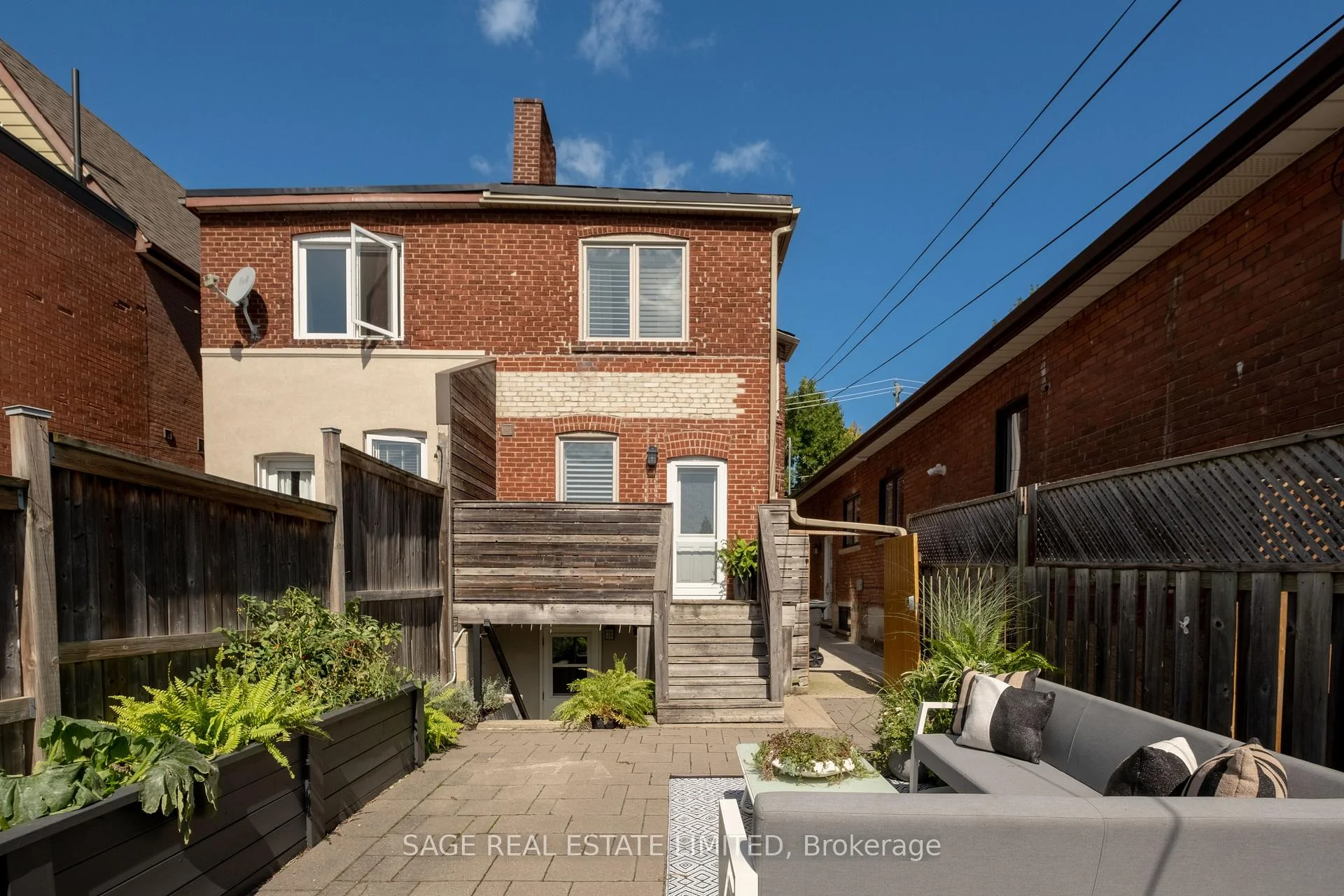 Photo 39 of 45 Auburn Avenue, Toronto, Corso Italia-Davenport — HOMEH