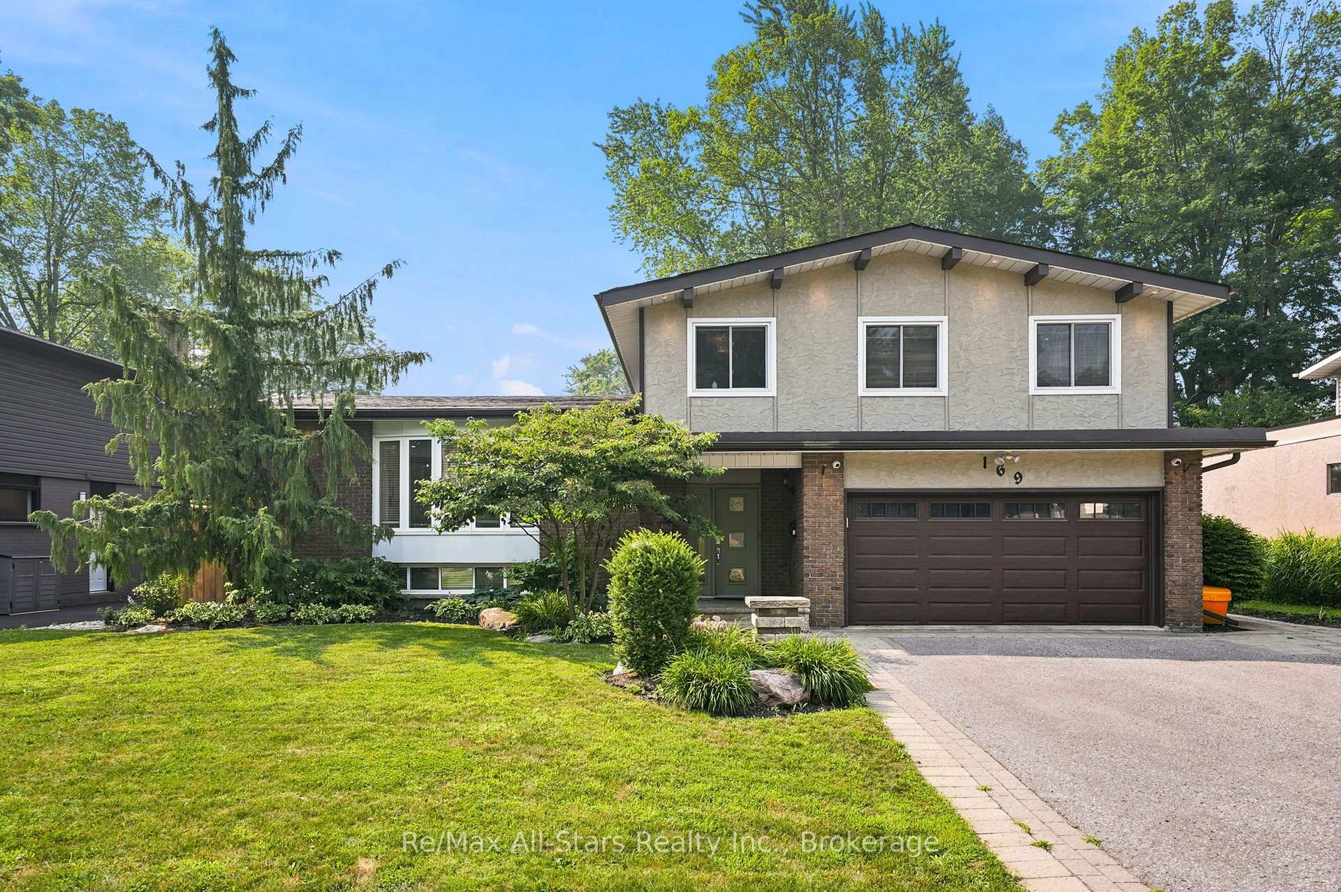 Photo of 169 Marica Avenue