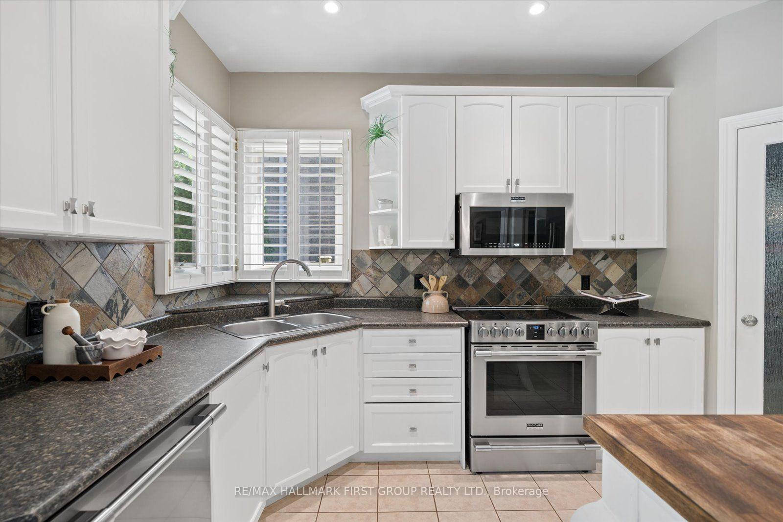 Photo 10 of 9 Pebblebrook Crescent, Whitby, Taunton North — HOMEH