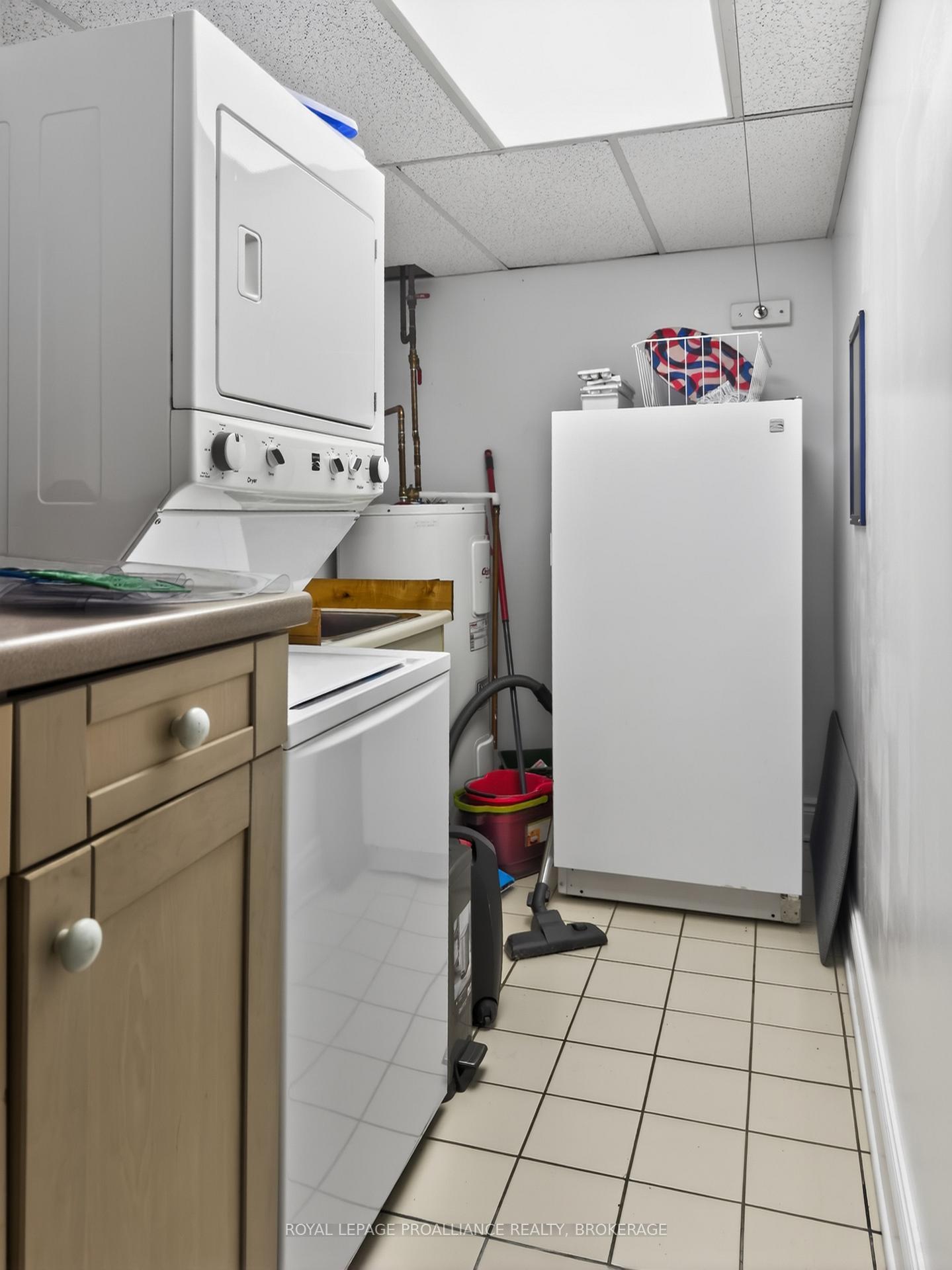 Photo 17 of Unit 402, 20 Gore Street, Kingston, Central City East — HOMEH