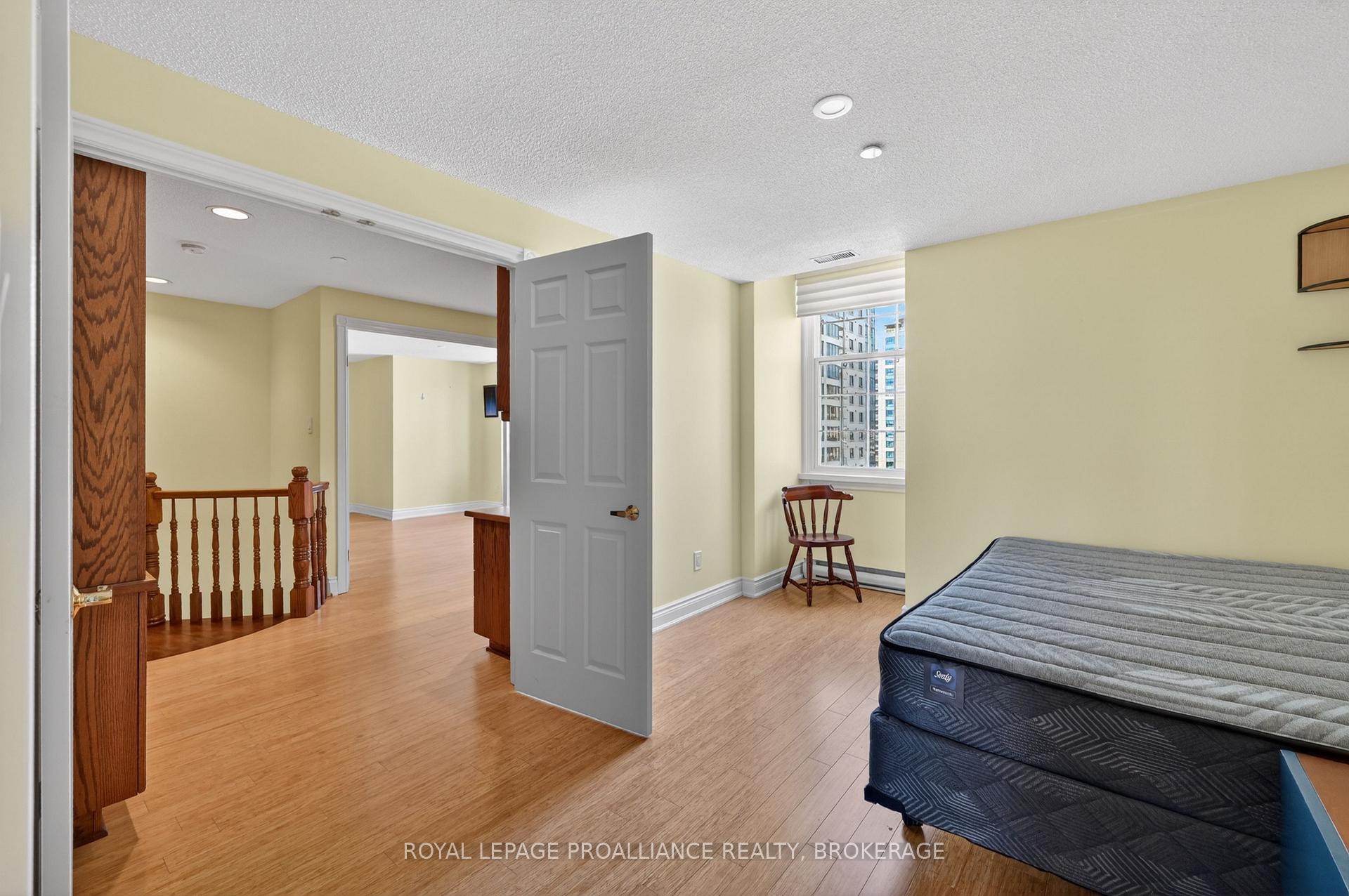 Photo 24 of Unit 402, 20 Gore Street, Kingston, Central City East — HOMEH