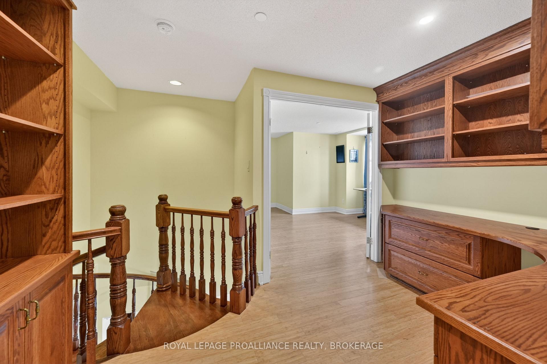 Photo 25 of Unit 402, 20 Gore Street, Kingston, Central City East — HOMEH