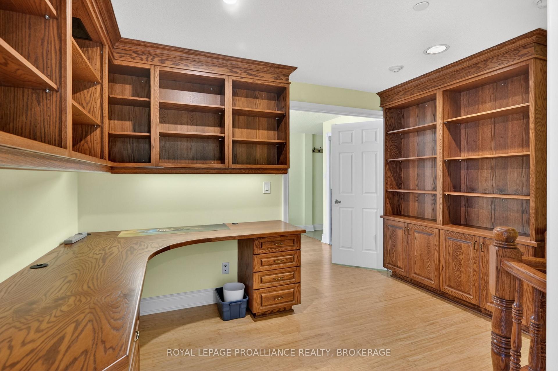 Photo 26 of Unit 402, 20 Gore Street, Kingston, Central City East — HOMEH