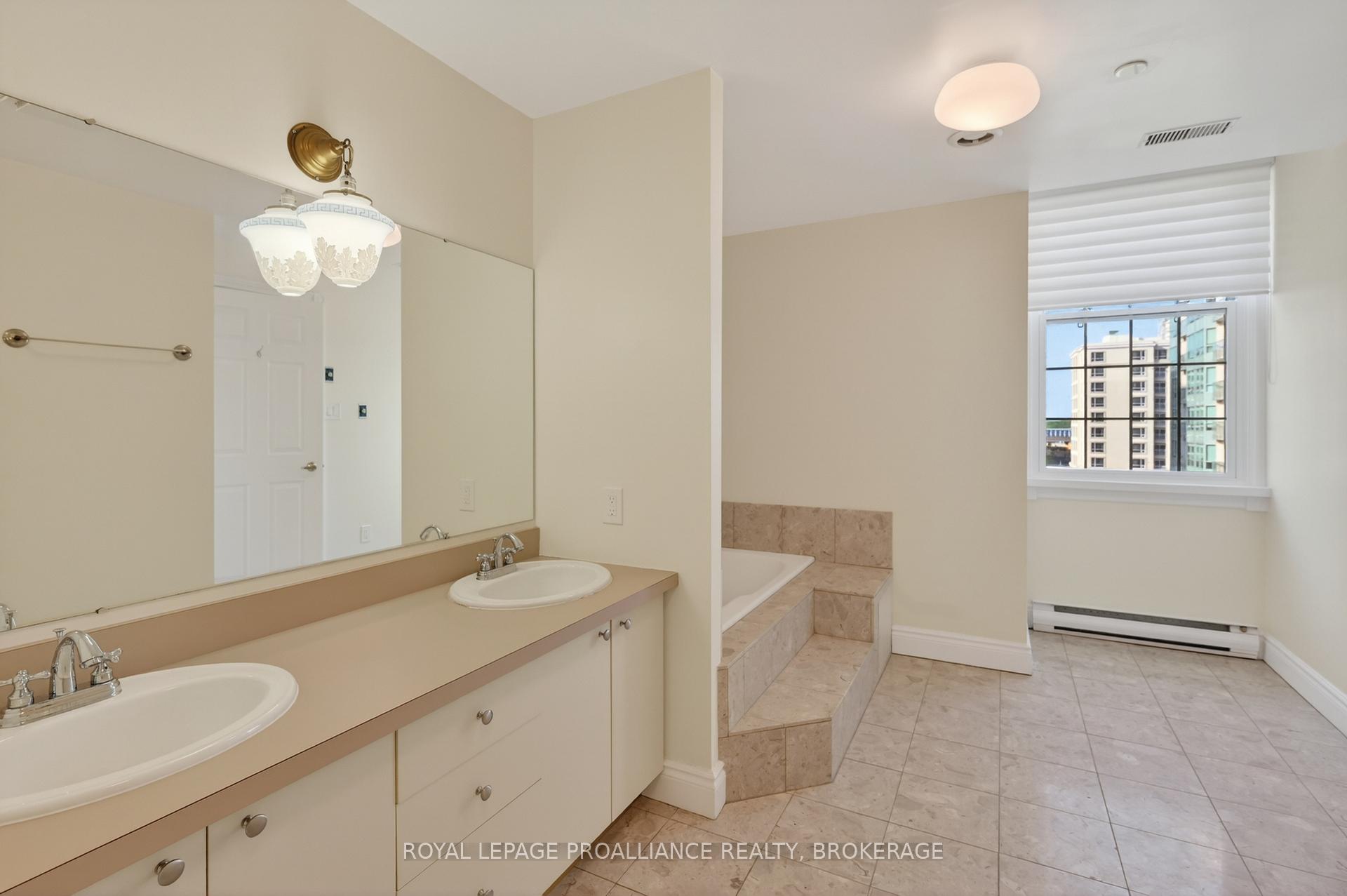 Photo 30 of Unit 402, 20 Gore Street, Kingston, Central City East — HOMEH