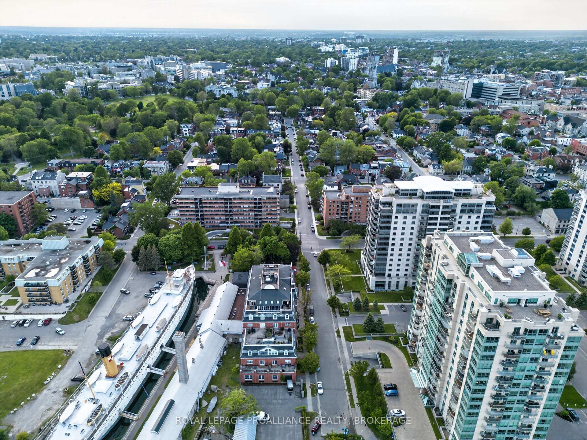 Photo 47 of Unit 402, 20 Gore Street, Kingston, Central City East — HOMEH