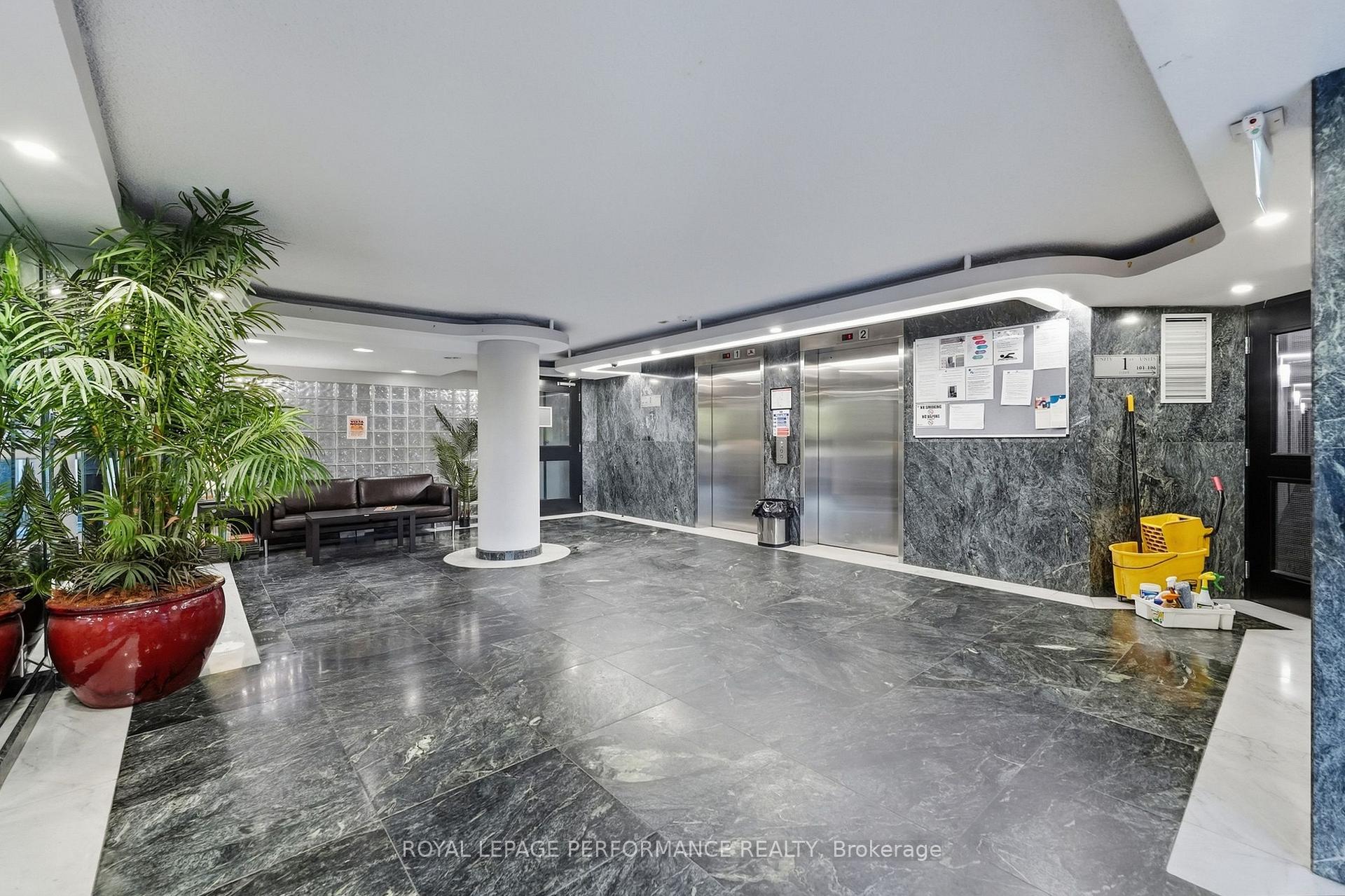 Photo 3 of Unit 1102, 1440 Heron Road, Ottawa, Heron Gate — HOMEH