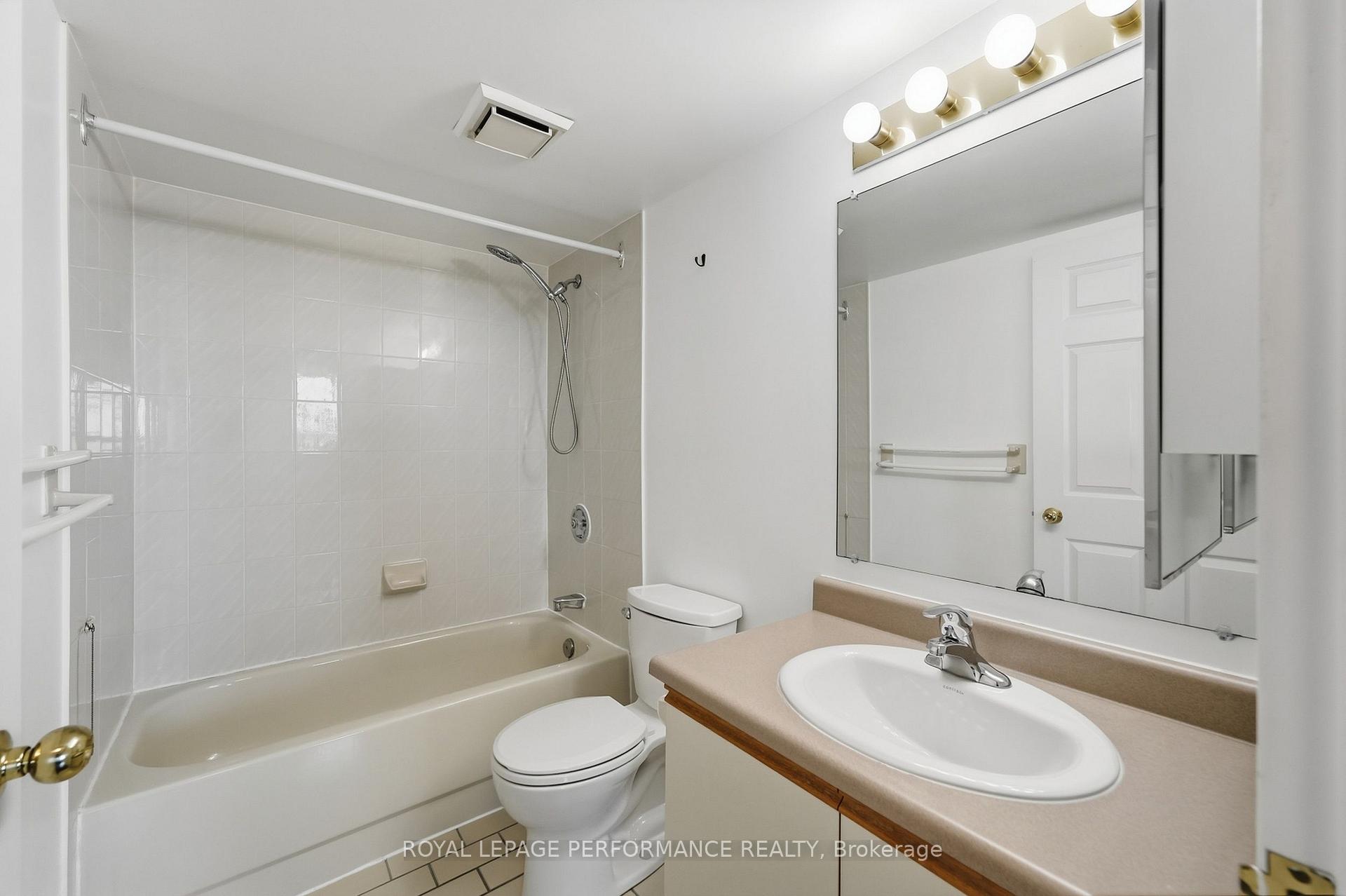 Photo 15 of Unit 1102, 1440 Heron Road, Ottawa, Heron Gate — HOMEH
