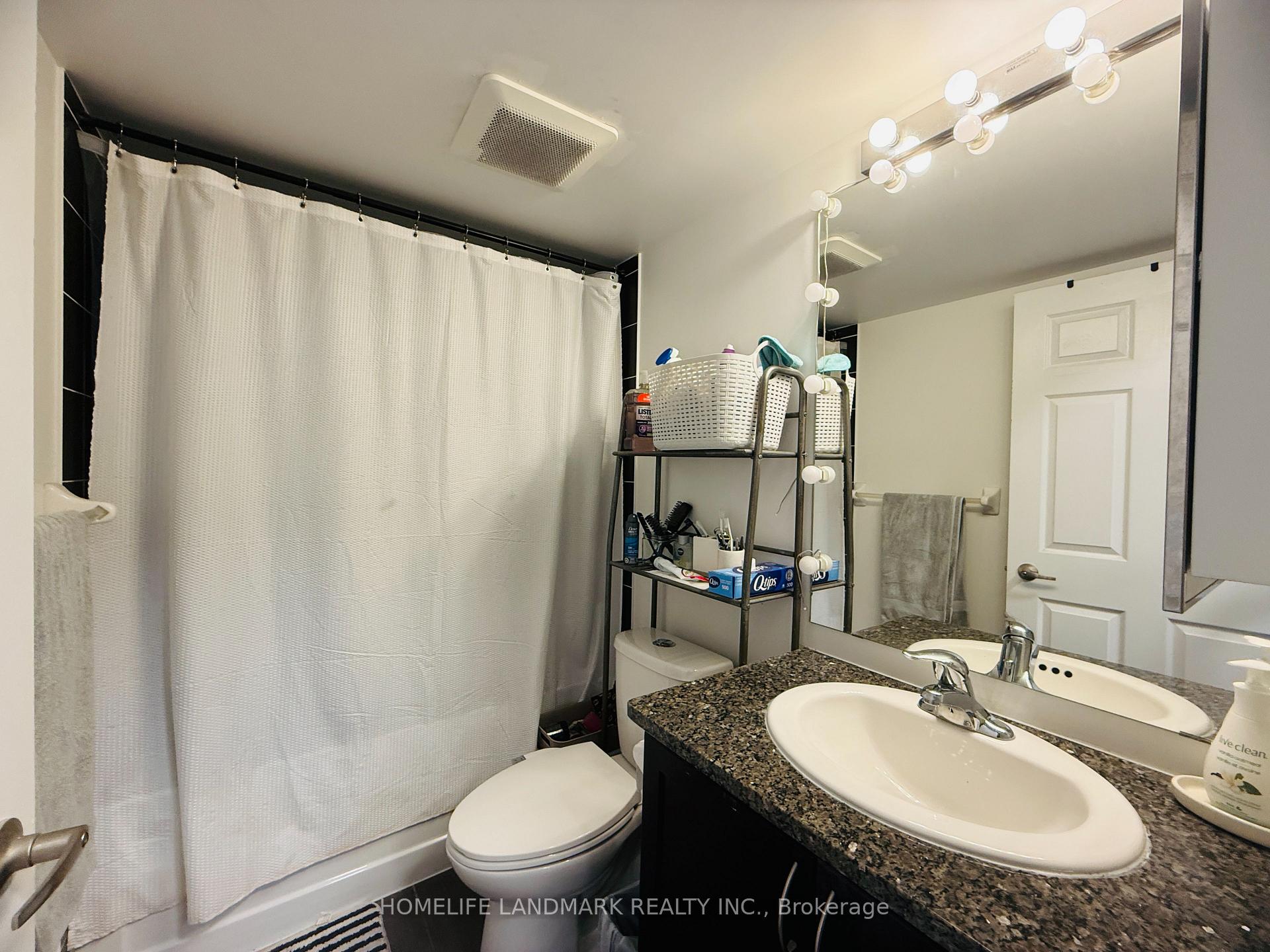Photo 14 of Unit 1603, 19 Grand Trunk Crescent, Toronto, Waterfront Communities — HOMEH