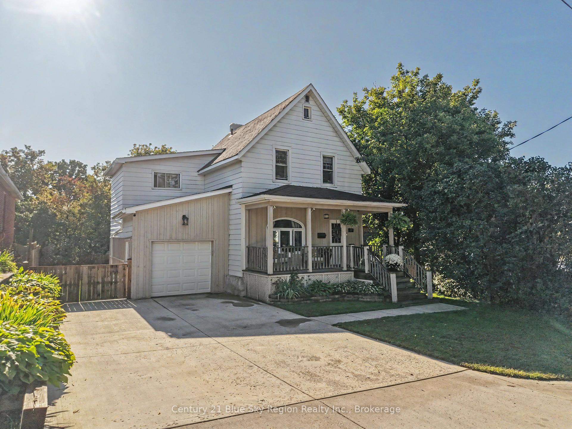 Photo 1 of 633 Bell Street, North Bay, West End — HOMEH